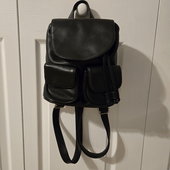 wild fable Handbags - Wild Fable Mini Backpack - Black